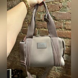 Dagne Dover Medium Landon Caryall color: Dune